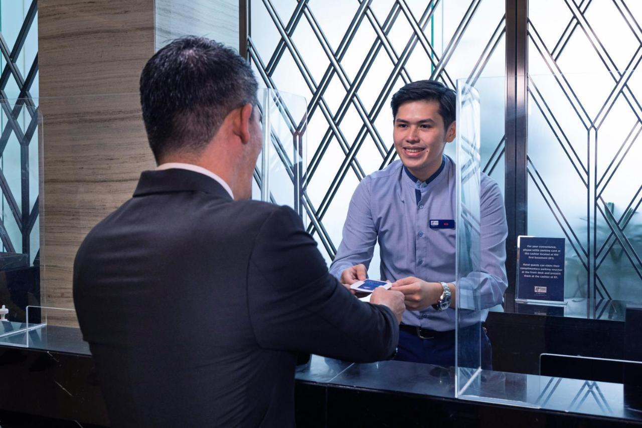 Holiday Inn Express Manila Newport City, An Ihg Hotel Paranaque City Exterior foto