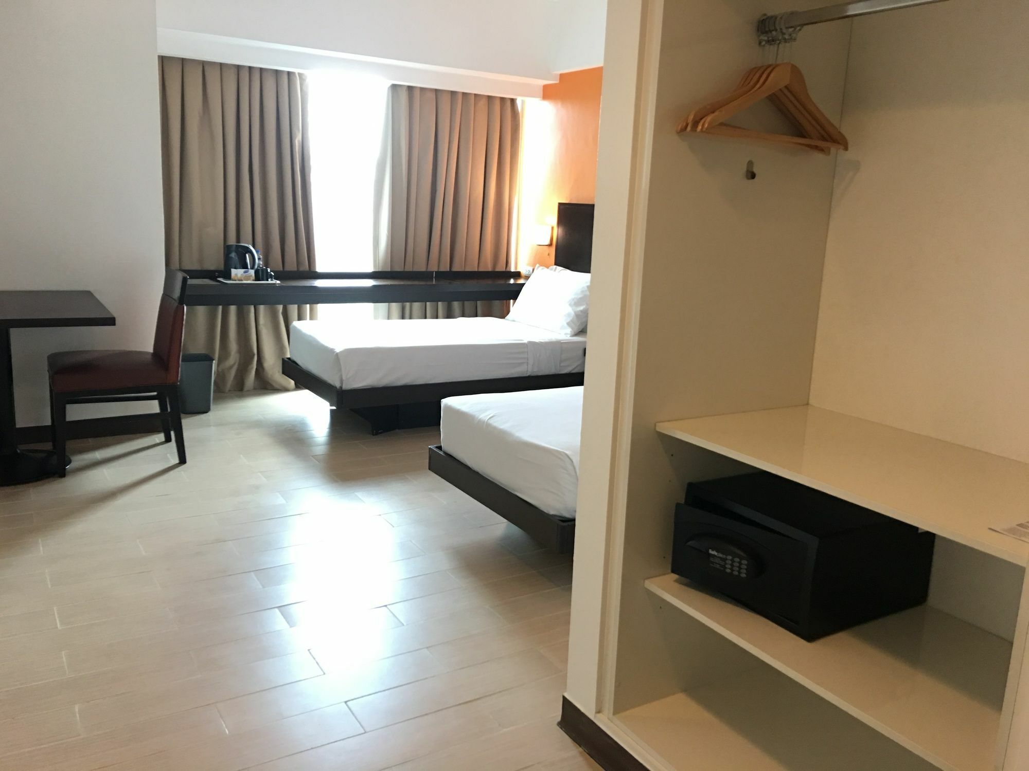 Holiday Inn Express Manila Newport City, An Ihg Hotel Paranaque City Exterior foto