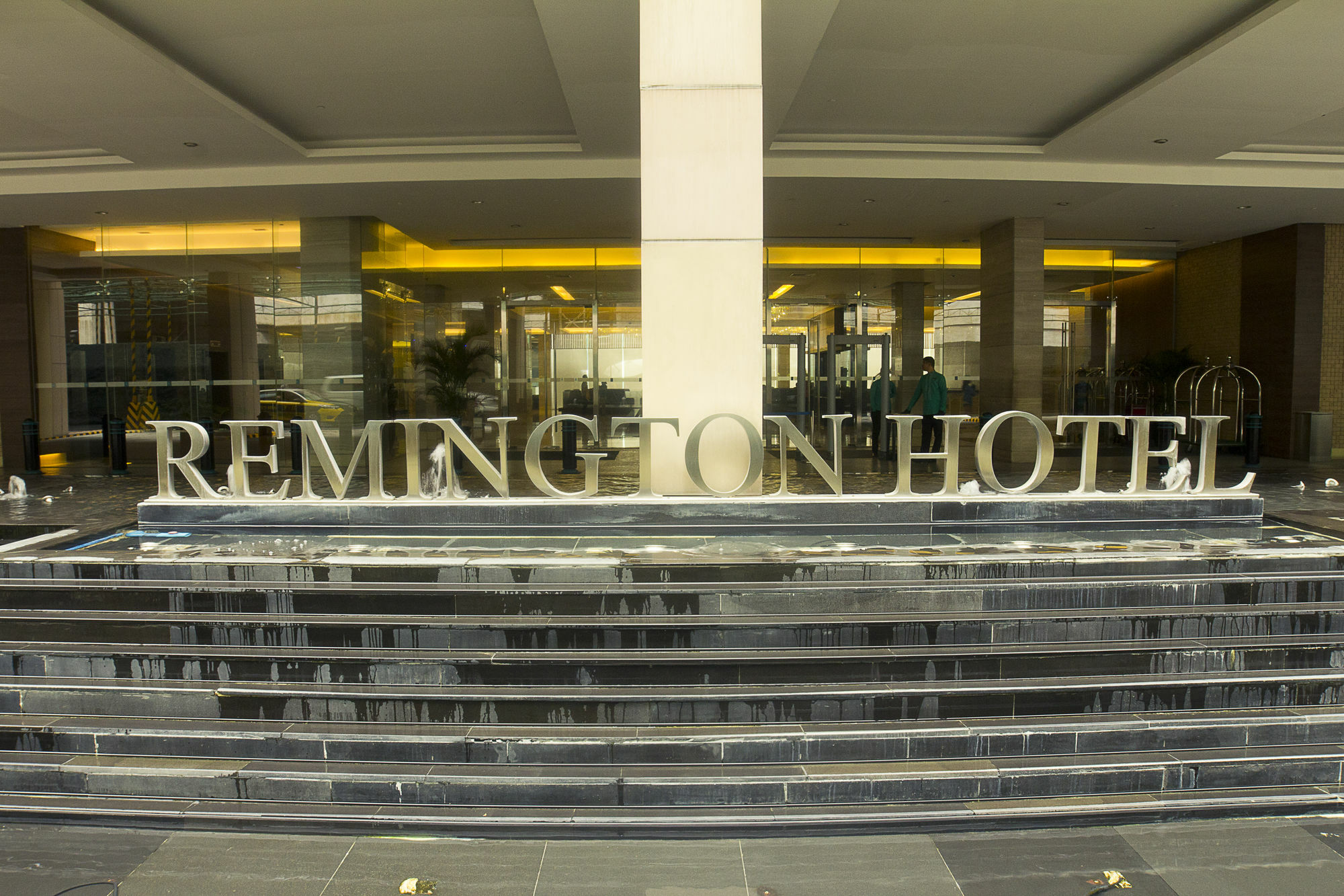 Holiday Inn Express Manila Newport City, An Ihg Hotel Paranaque City Exterior foto